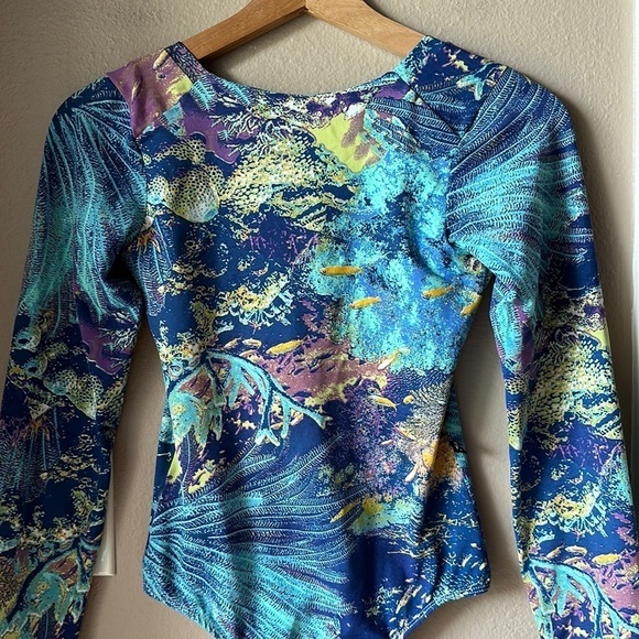 Printed Long Sleeve Low Back Bodysuit - Picture 1 of 5